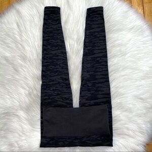 SPANX Camo Leggings Black Gray